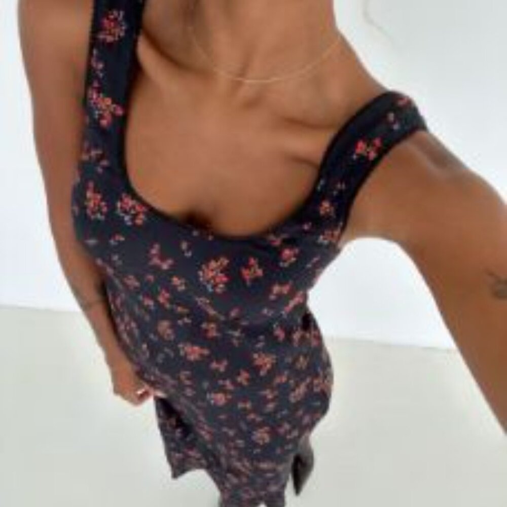 Rumored 'North Country' midi dress in Spanish Poppy (navy / red floral), size S - Picture 7 of 10